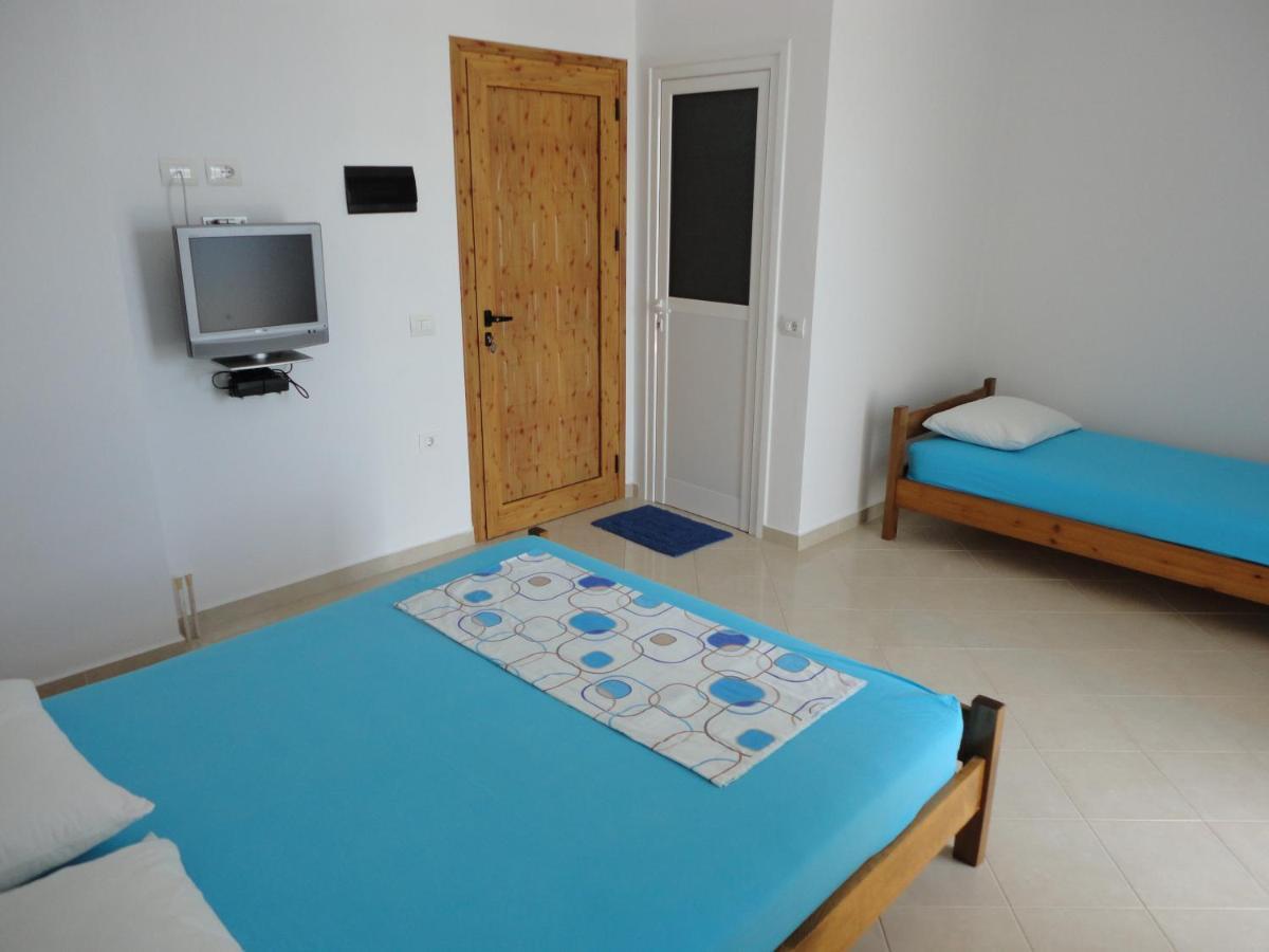 Spiro Guest House Himarë Eksteriør billede