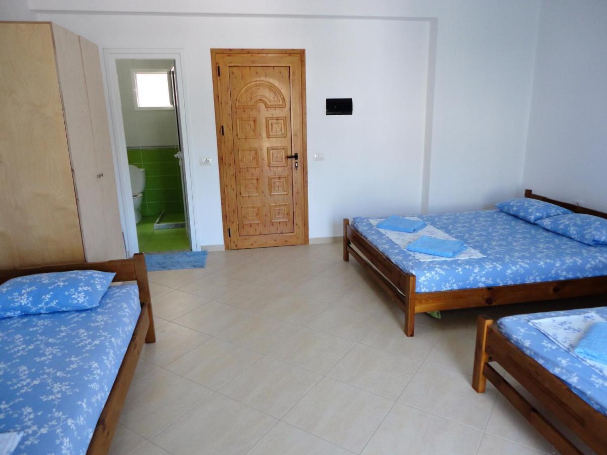 Spiro Guest House Himarë Eksteriør billede